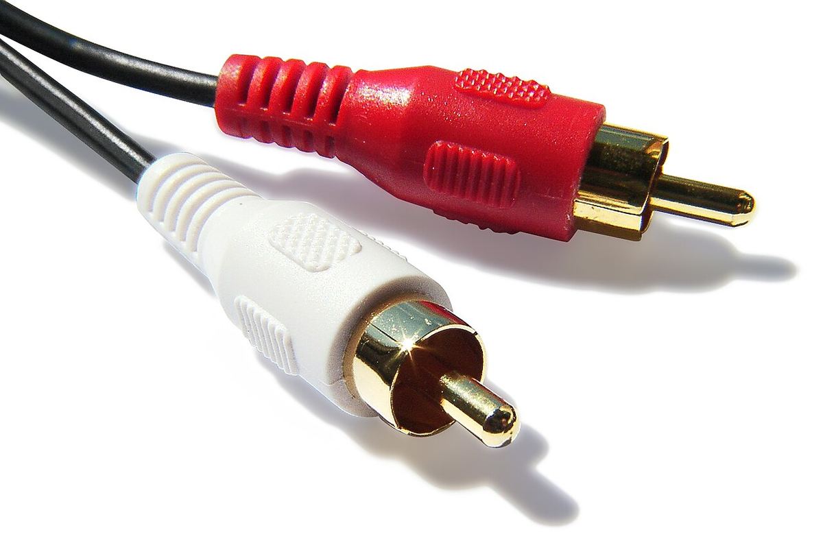Red and white RCA (phono) plugs on a stereo interconnect cable