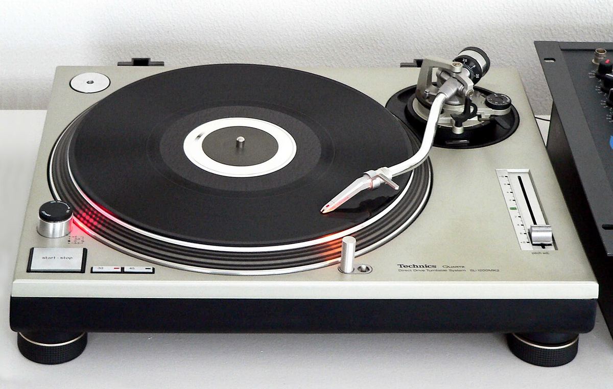 Technics SL-1200MK2 direct-drive turntable